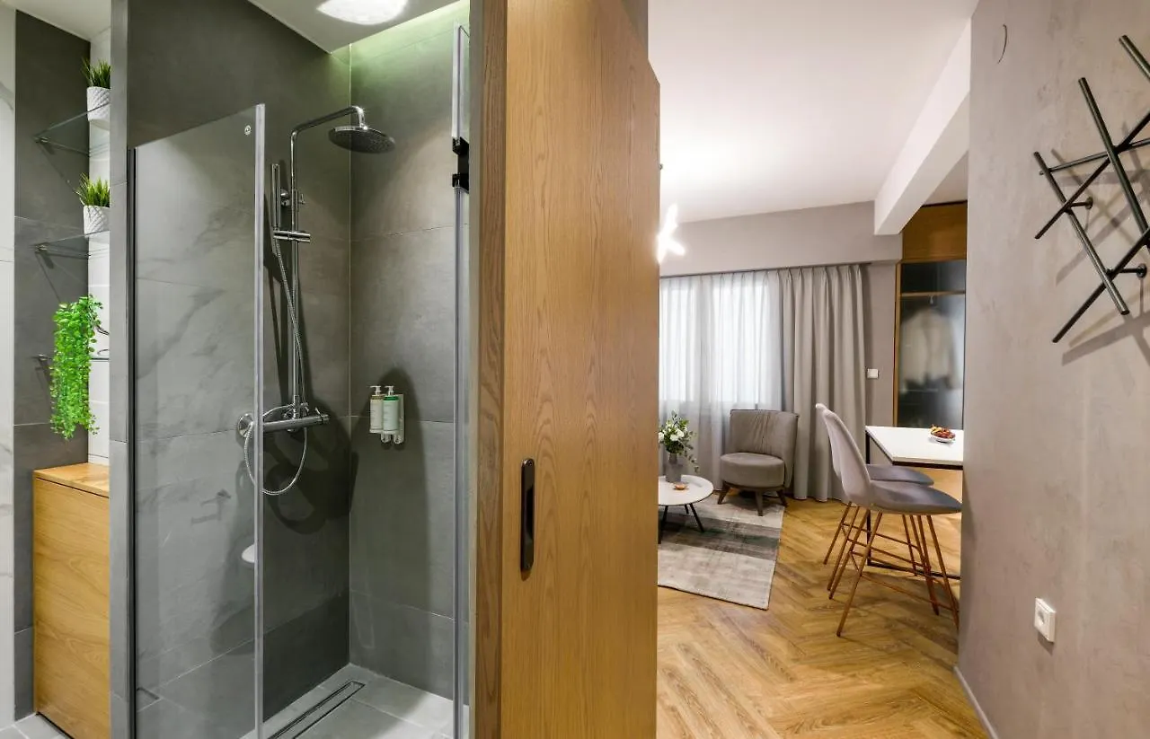 アパート Olvios Luxury Suites テッサロニキ